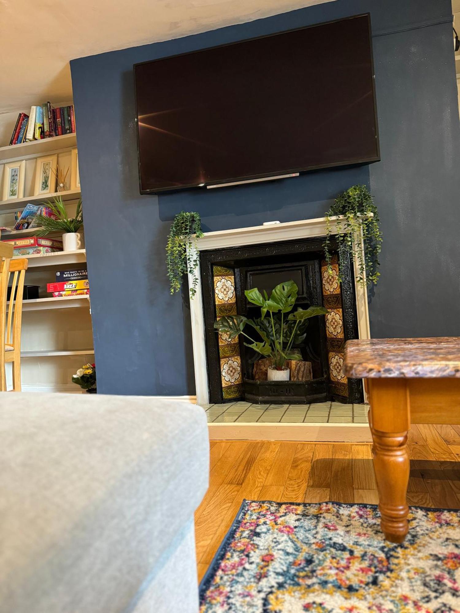 Beautiful Townhouse Next To Royal Victoria Park And Botanical Gardens Within Easy Walking Distance To Bath City Centre Esterno foto