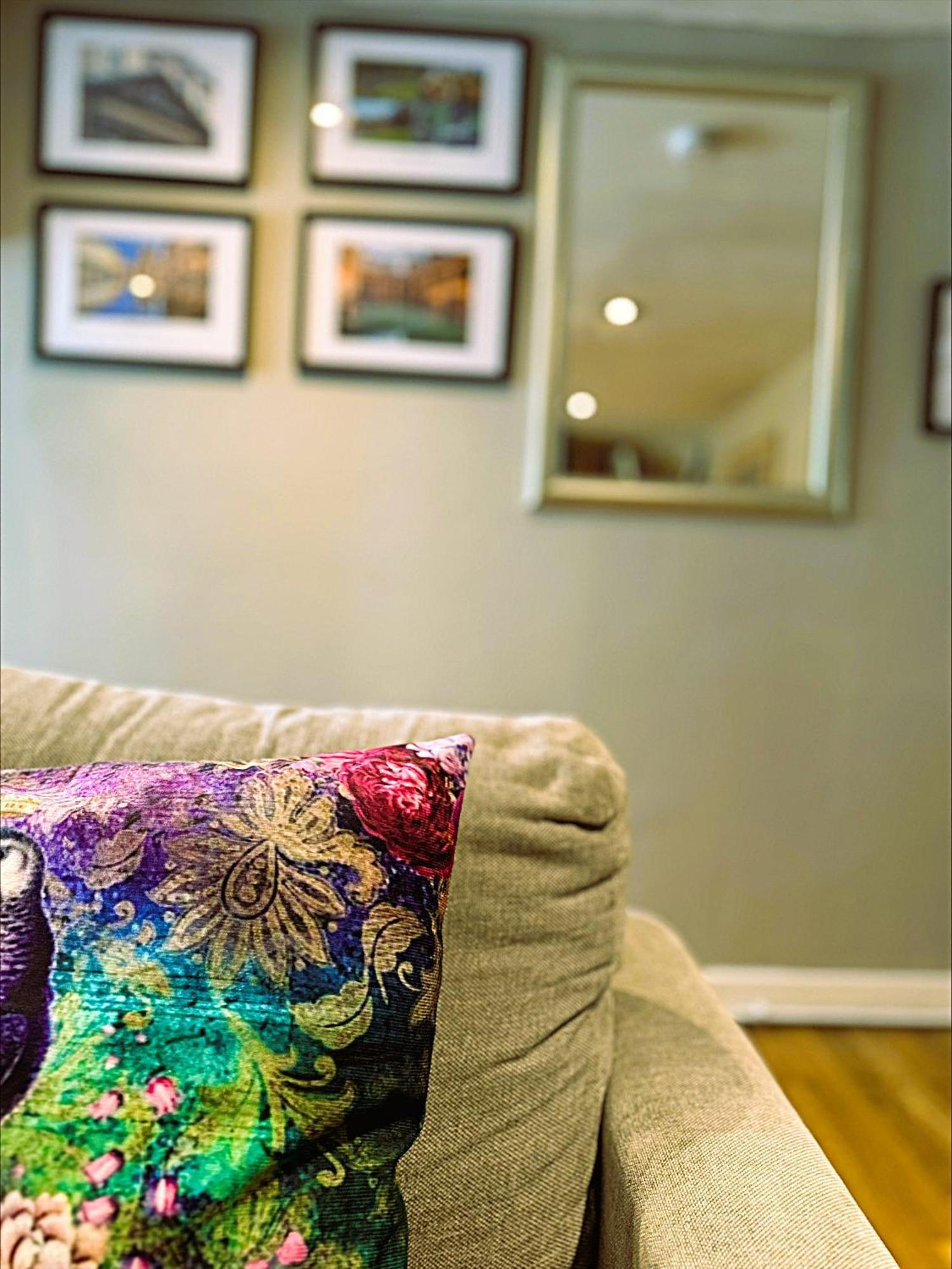 Beautiful Townhouse Next To Royal Victoria Park And Botanical Gardens Within Easy Walking Distance To Bath City Centre Esterno foto